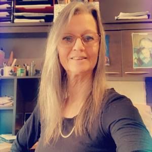 Meet your Posher, Annette